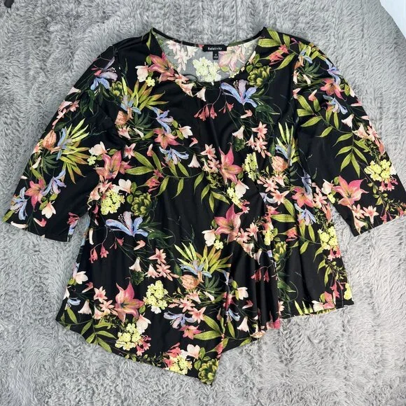 NEW Relativity Womens 3X Black Floral Asymmetric Hem Tunic Top Realx Stretch - Picture 2 of 6